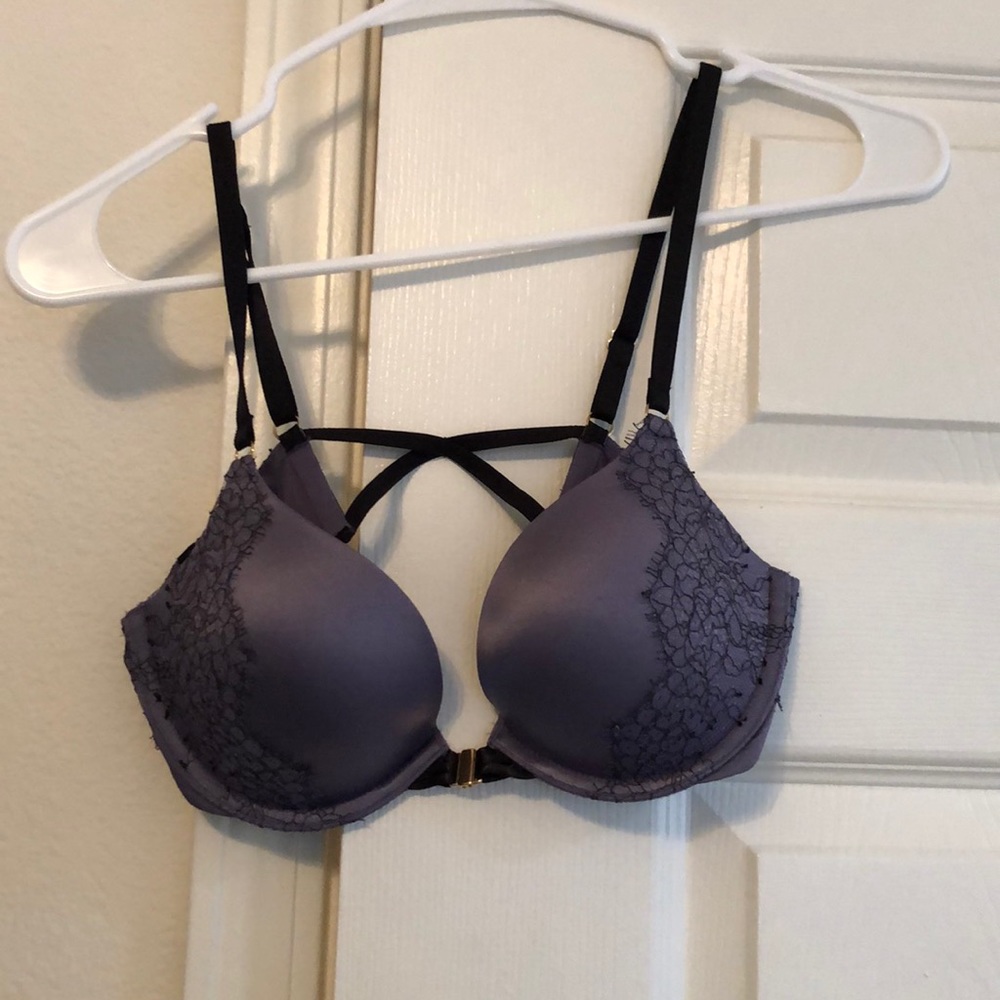 34B Very sexy push up pigeonnant bra